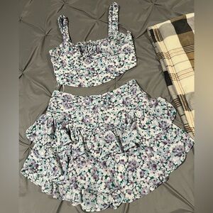 Two-Piece Floral Crop Top & Ruffle Skort Set - Purple & Teal Flowers